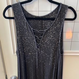 American Eagle v cut tank top